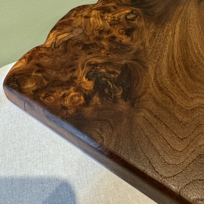 Burl Elm Board, 425mm, the waney edge
