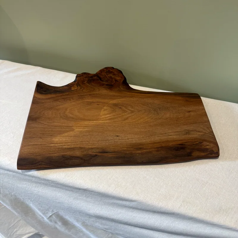 Burl Elm Board on Feet, 400mm, main view