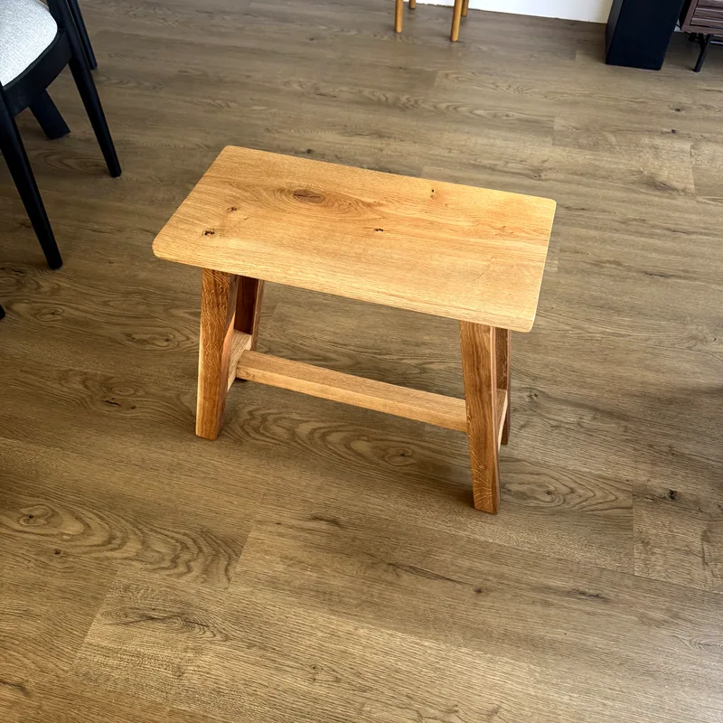 Oak Stool, main view