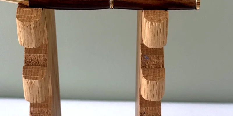 A hand-turned ballpoint pen in Chechen